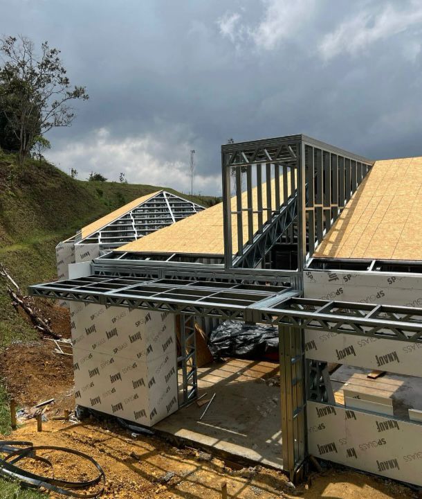 Cubierta OSB y cerramiento Knauf Steel Framing